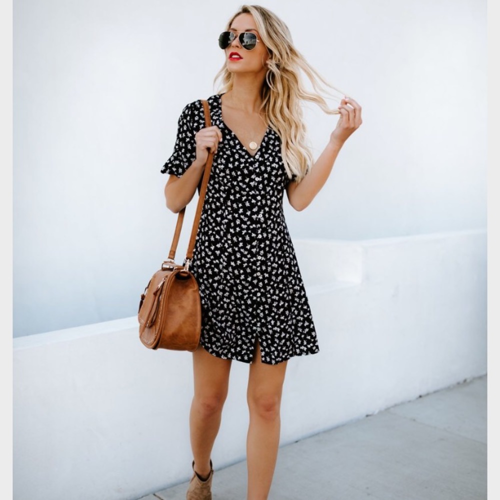 Vici Ellyson dress navy white floral button mini